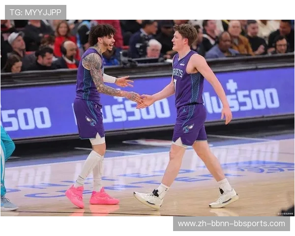 克尼佩尔新秀赛季狂轰273记三分荣膺三分王诠释史诗级表现